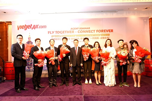 VIETJET THÔNG BÁO KẾ HOẠCH MỞ LẠI ĐƯỜNG BAY QUỐC TẾ VỚI CÁC CHUYẾN BAY AN TOÀN VIETJET THÔNG BÁO KẾ HOẠCH MỞ LẠI ĐƯỜNG BAY QUỐC TẾ VỚI CÁC CHUYẾN BAY AN TOÀN